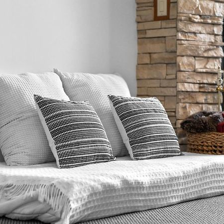 ⭐️ Luxury Mountain View Studio In Canmore ⭐️ Eksteriør billede