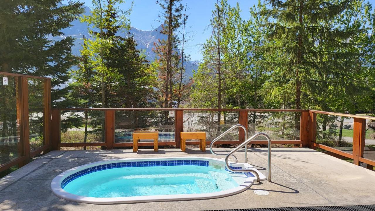 ⭐️ Luxury Mountain View Studio In Canmore ⭐️ Eksteriør billede