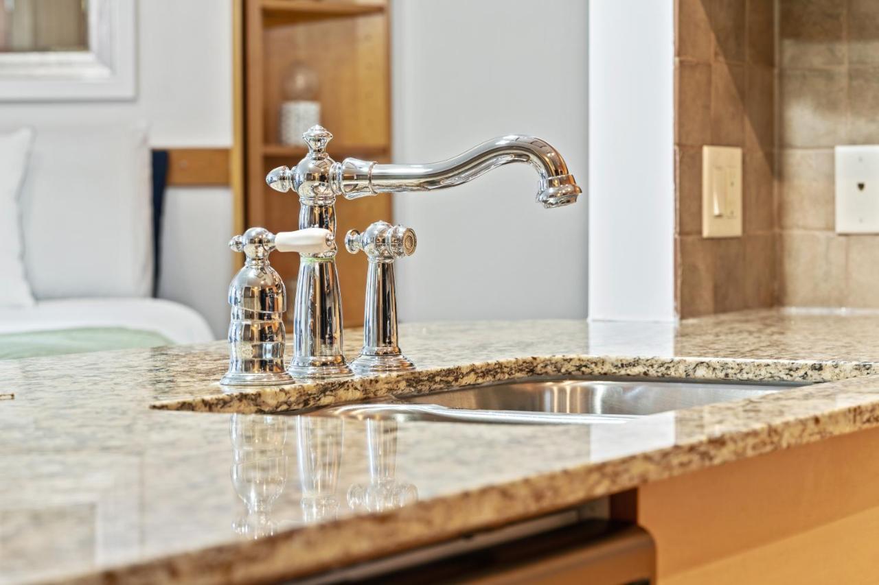 ⭐️ Luxury Mountain View Studio In Canmore ⭐️ Eksteriør billede