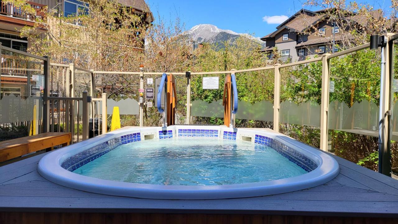 ⭐️ Luxury Mountain View Studio In Canmore ⭐️ Eksteriør billede